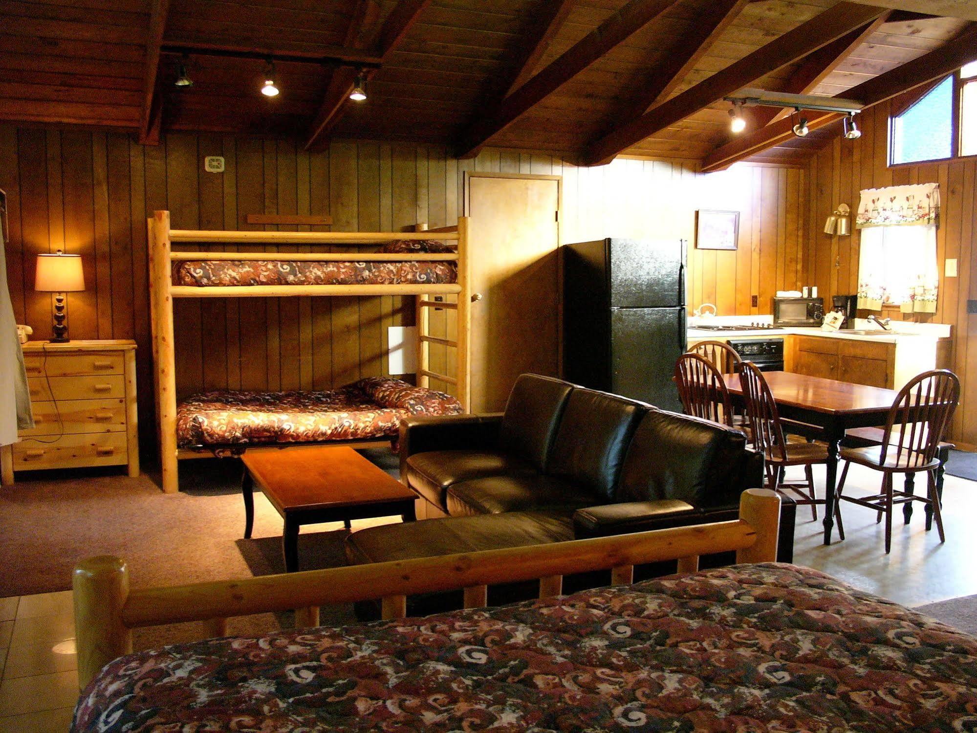 Mountain View Lodge - No Pets Allowed Packwood Εξωτερικό φωτογραφία