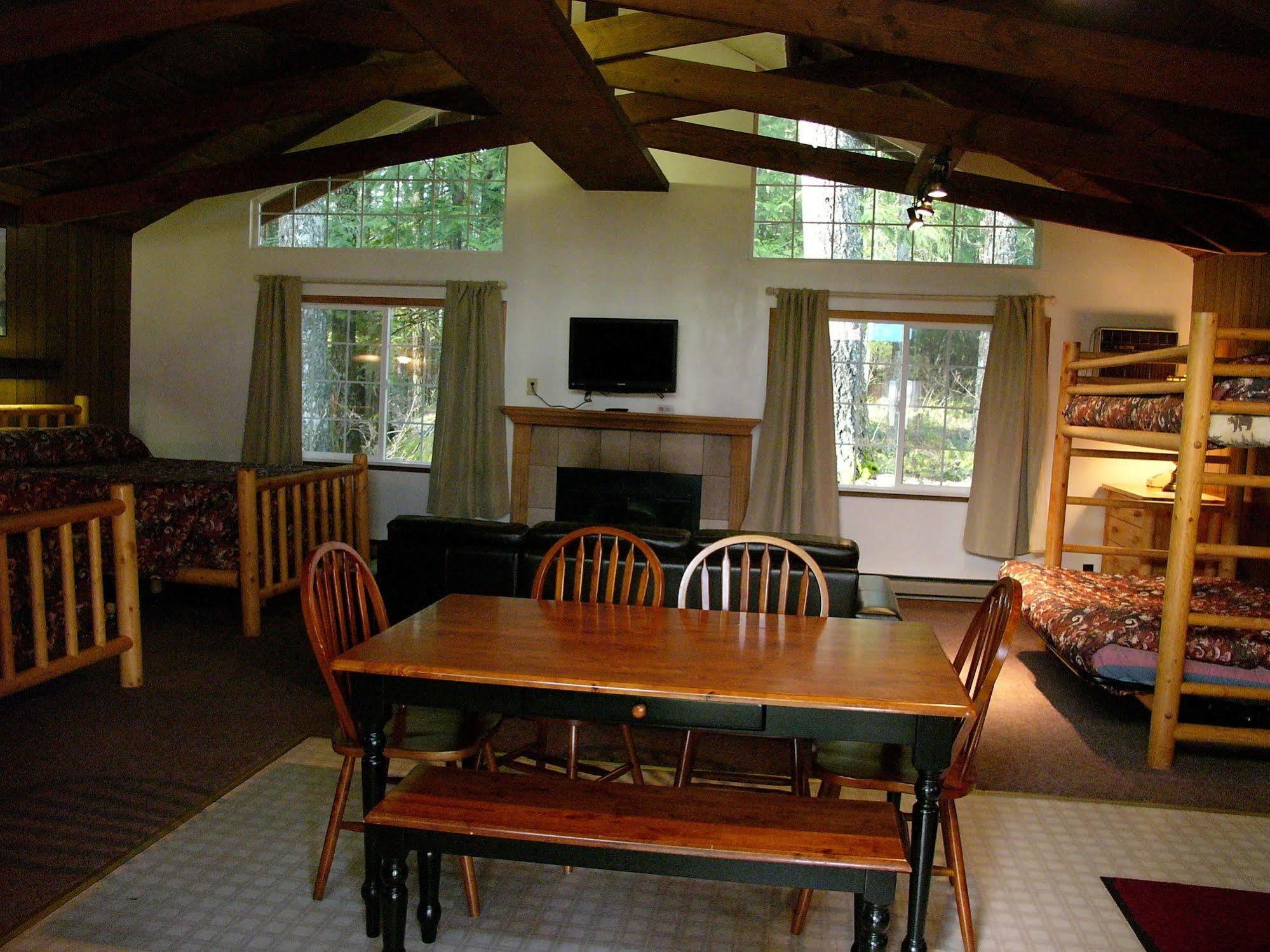 Mountain View Lodge - No Pets Allowed Packwood Εξωτερικό φωτογραφία